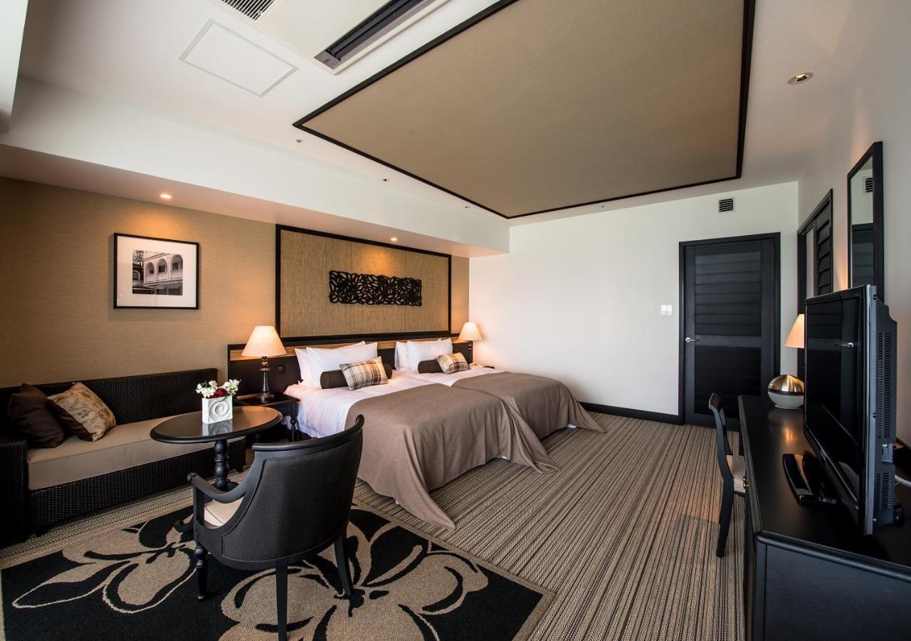 Hotel Monterey Okinawa Spa & Resort Onna Exterior foto Deluxe Room